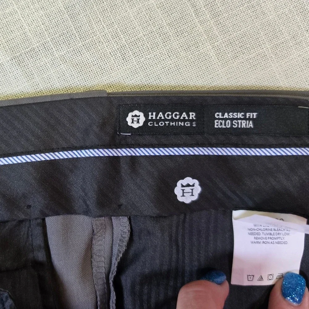 Haggar Classic Fit Eclo Stria Grey Dress Pants Mens 38x30 Flat Front Trousers